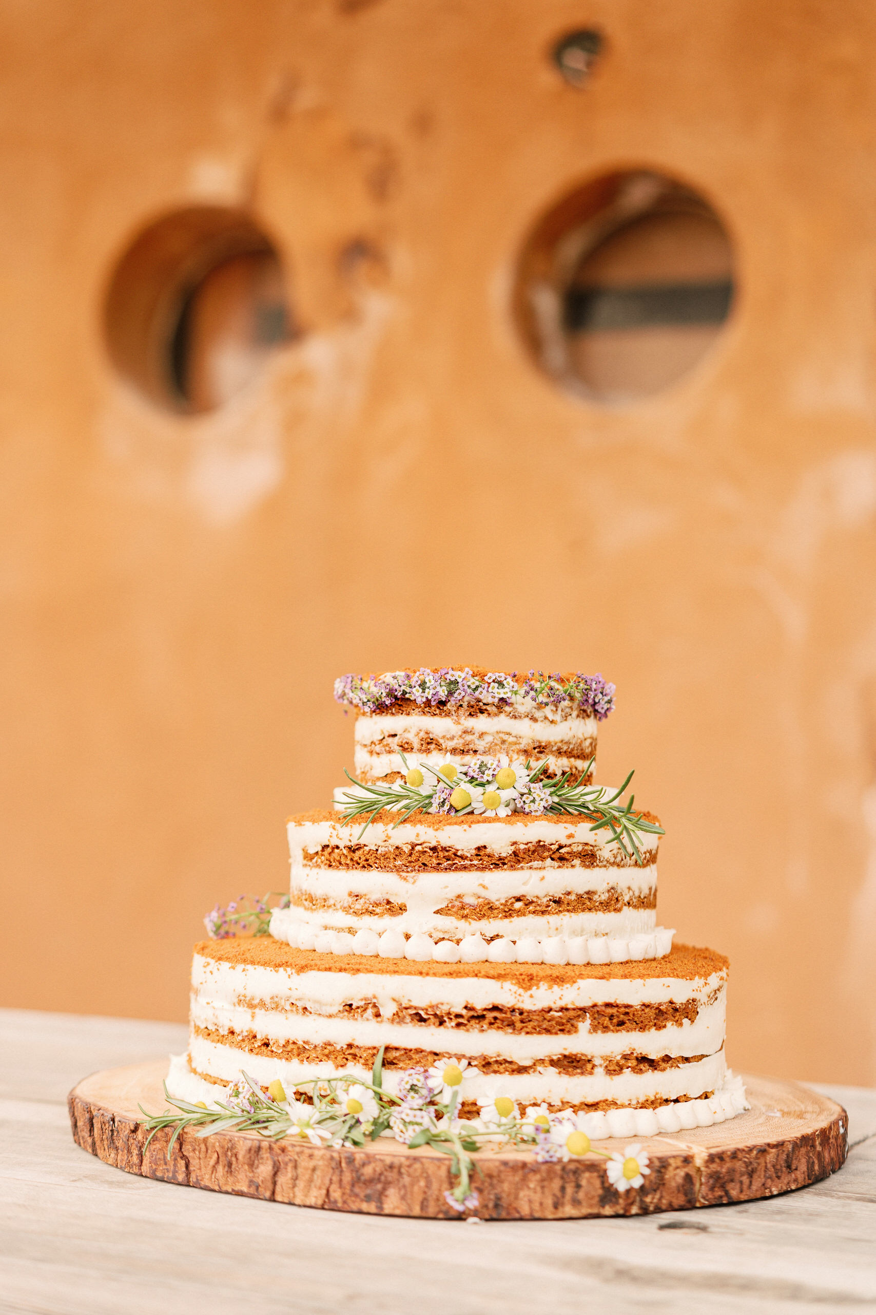 Vertical portrait moment at Denise and Alfredo's Casa de Piedra wedding
