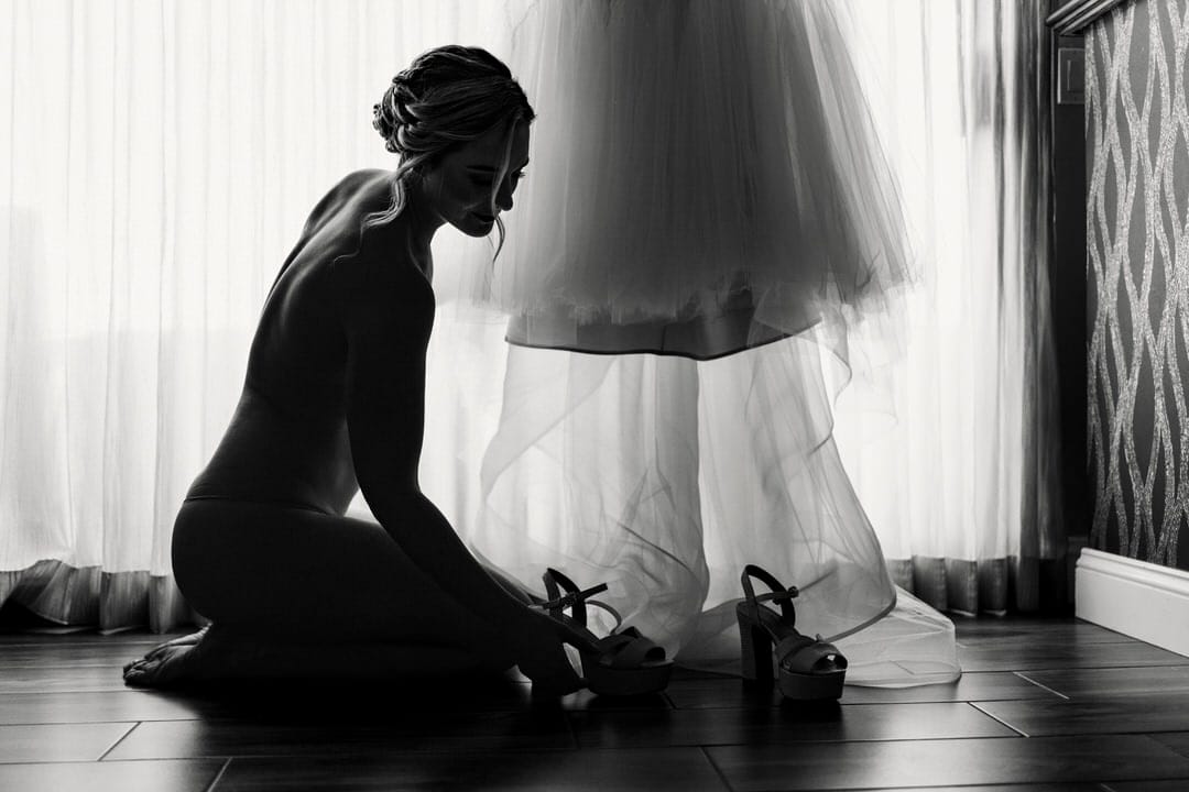 What to Wear for a Boudoir Photoshoot: Outfit & Style Ideas (2026)