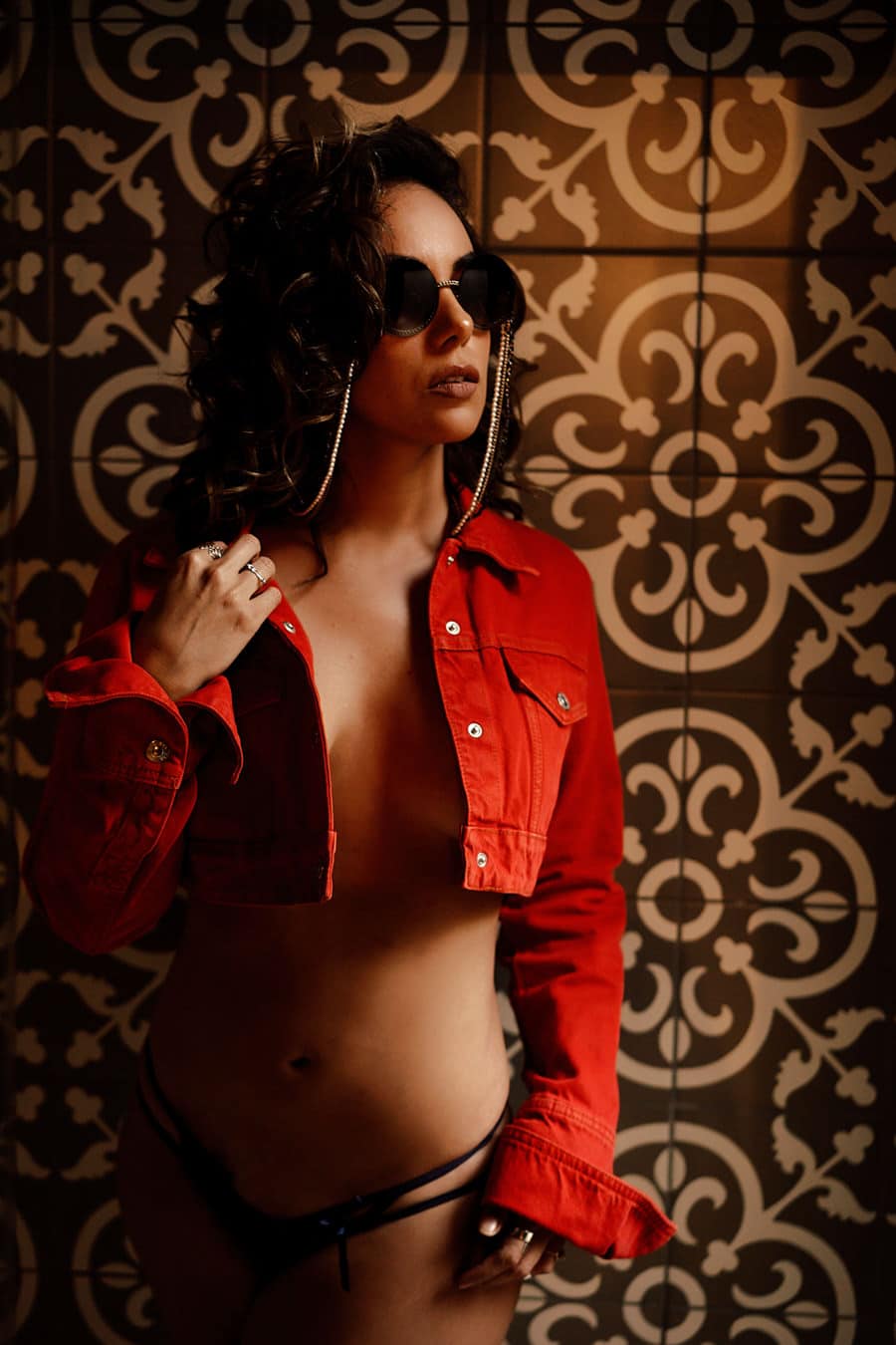 calm direction — no shot list, no choreography, no performing for the camera | I ask for three lingerie options in a short prep note — not a styling consultation | 25+ years photographing weddings in Mexico, Europe, and several other countries — same instinct applies to portraits
