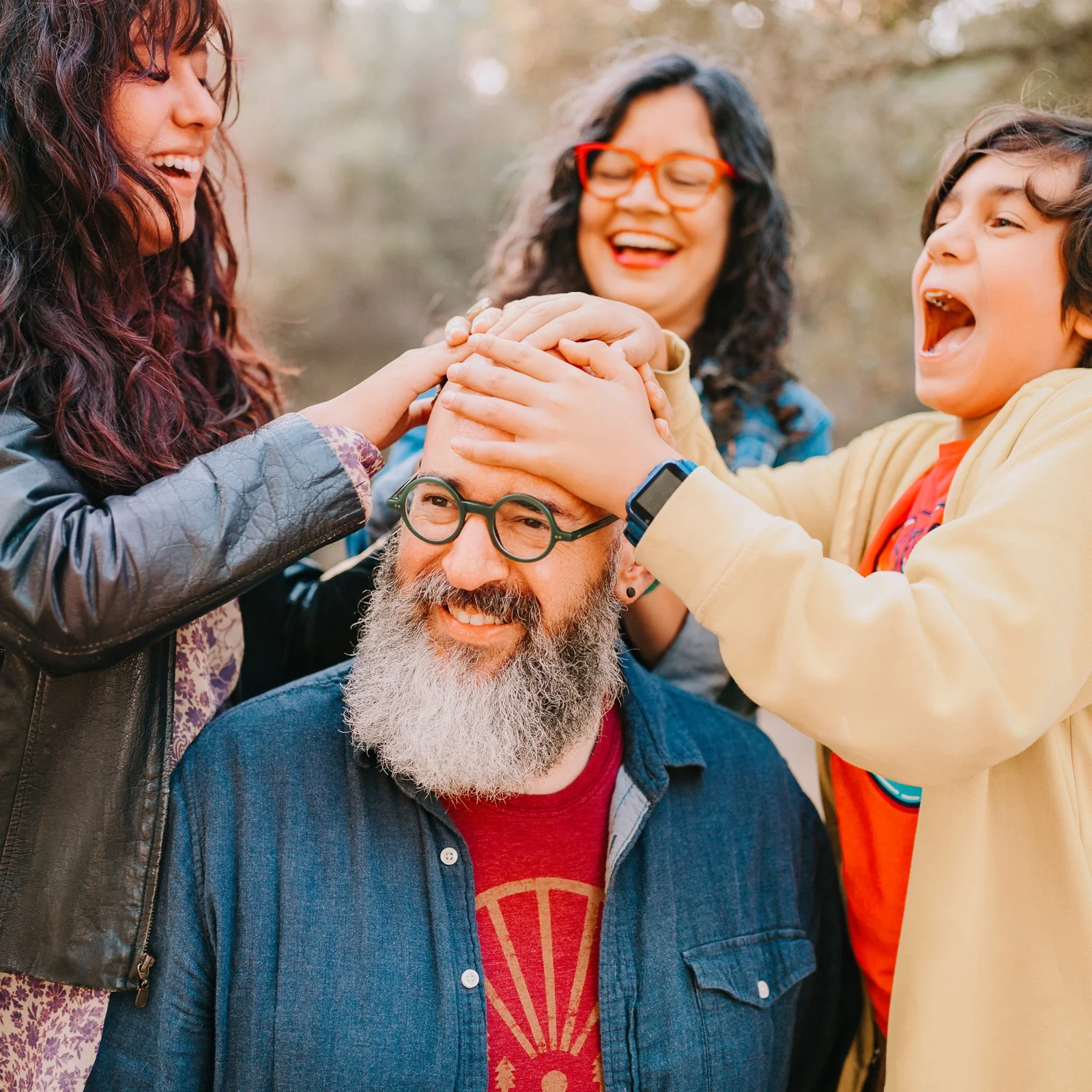 David Josué with family — Valle de Guadalupe, photo by Fer Juaristi